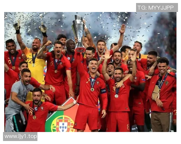 欧洲杯赛事球迷文化传播与互动方式的创新发展与影响力分析 欧洲杯赛事球迷文化传播与互动方式的创新发展与影响力分析