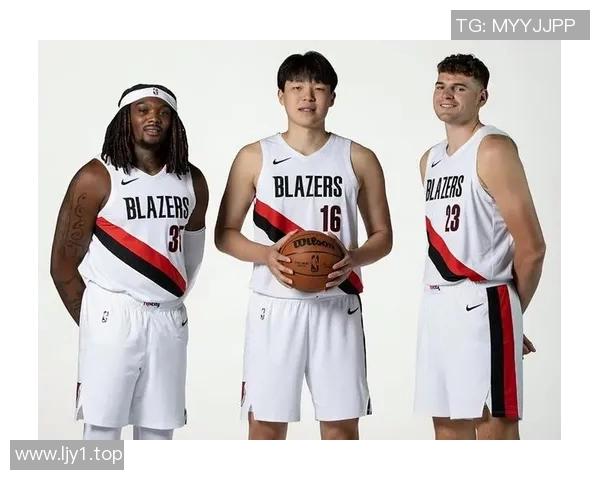 球员通过伤病名单社媒发声回应引发的争议事件分析